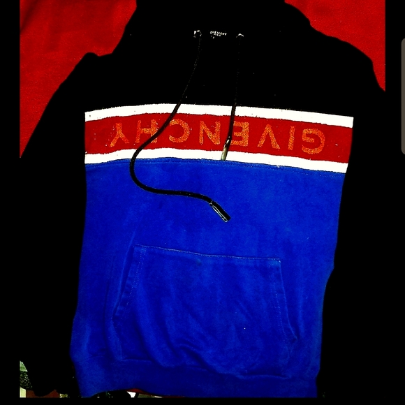 Givenchy upsidedown logo pullover hoodie - Picture 2 of 4